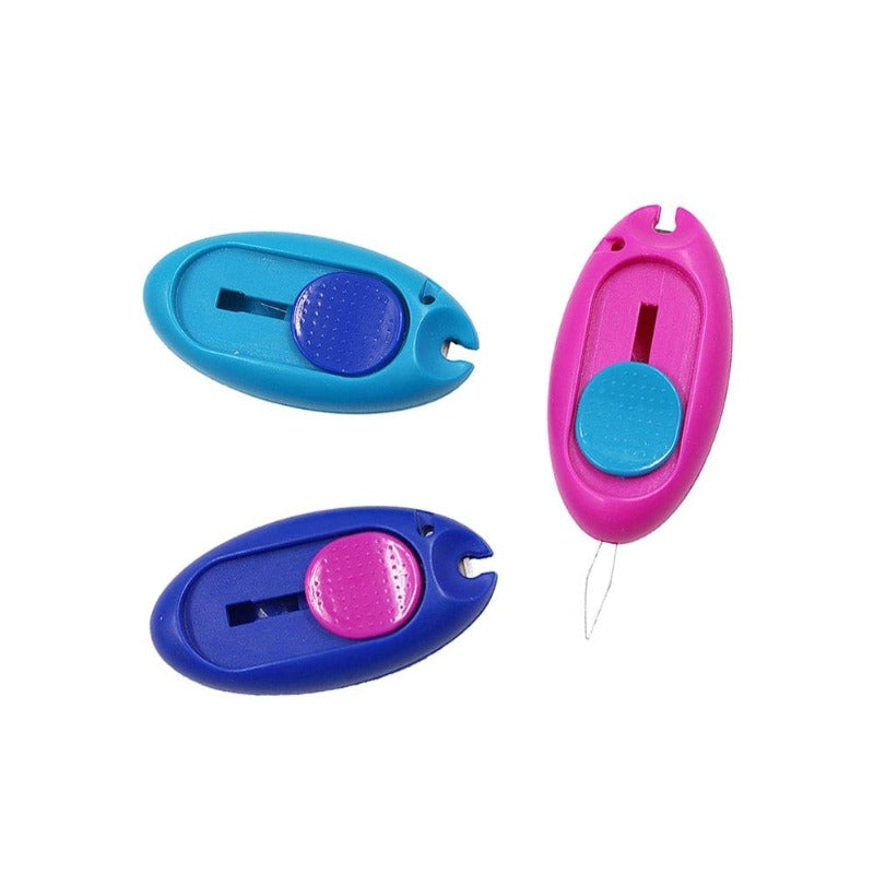 Household Needle Threader